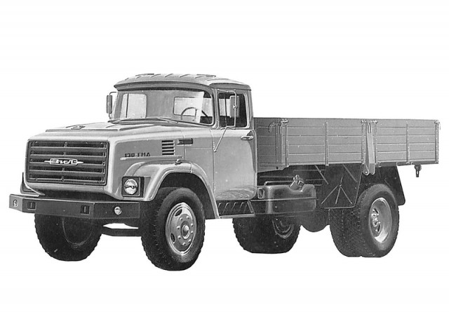 Игра на ЯПе: Угадай АВТО-8