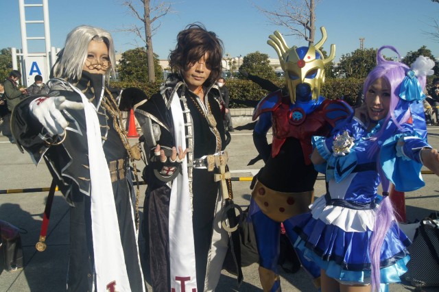 Фото с Comiket 81 /人◕ ‿‿ ◕人\