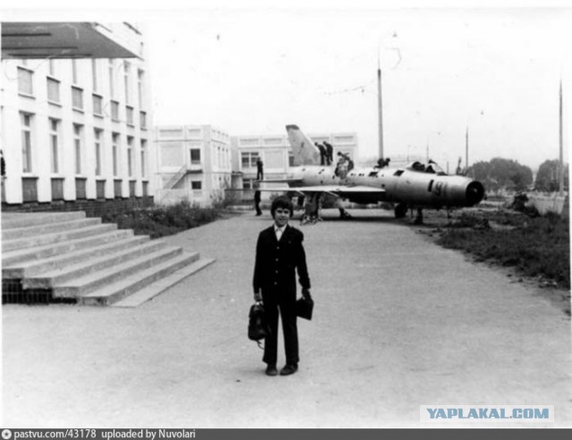 Дарите детям самолёты!