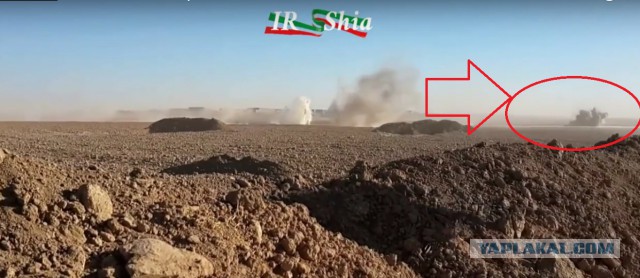 Смертник на джипе застрял во рву с водой.