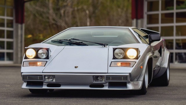 Lamborghini возродила Countach