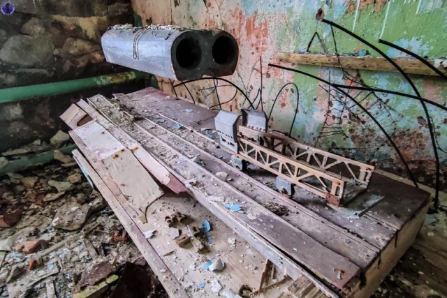 Заброшенный на о.Кильдин военный городок 2-го дивизиона 616-го ОБРП