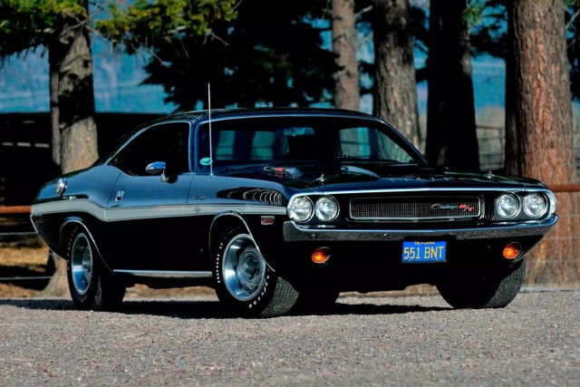 60 лет Plymouth Barracuda