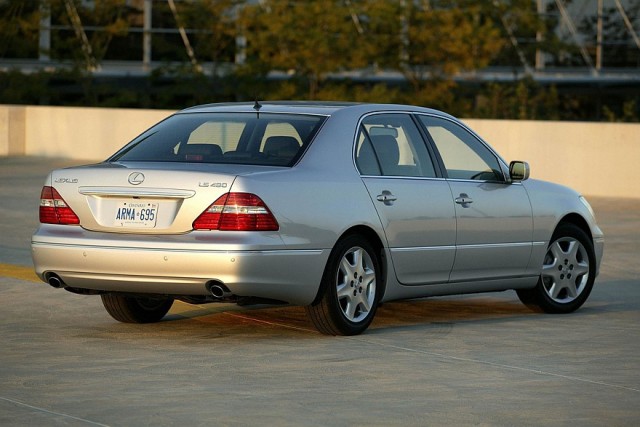 Крушение немецких авторитетов: как Lexus LS 400 покорил рынок США
