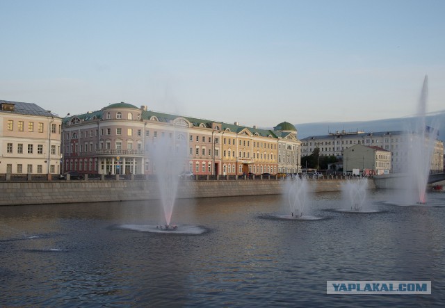 Ночные и вечерние фотографии Москвы