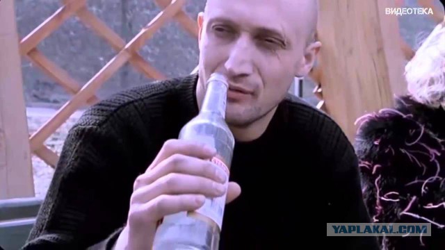 «Кальян и презервативы приветствуются!»: убивший смолянина 13-летний парнишка «откинулся» и празднует на «вписке»