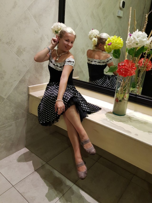 Сфоткай меня еще в этой позе