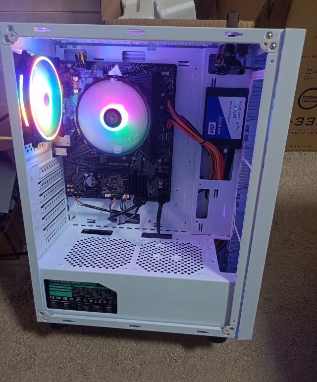 Продам видеокарты в Москве MSI RX 570 4gb и всякое остальное