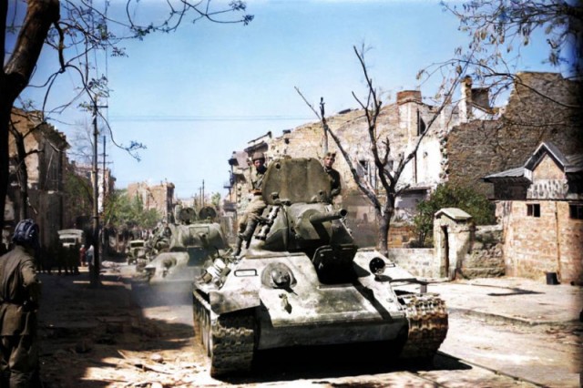 1944 год в фотографиях