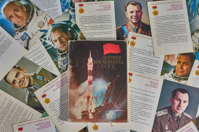 Лётчики-космонавты СССР. Открытки 1980 года