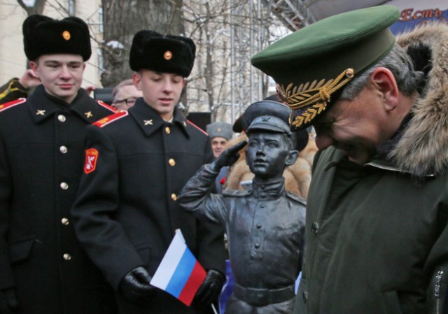 "Офицеры": В Москве появился памятник героям