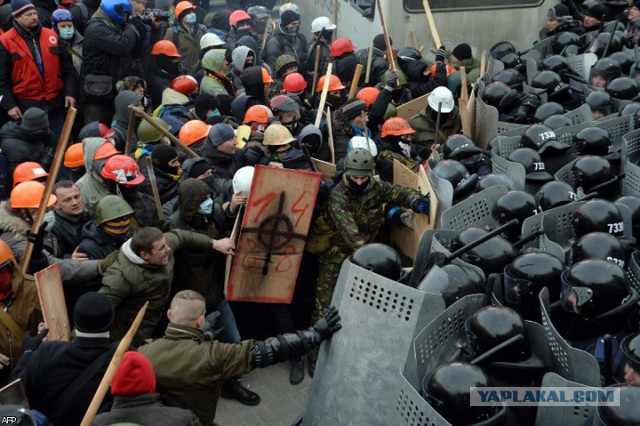 Керчь... заезжие майданники отп......ны