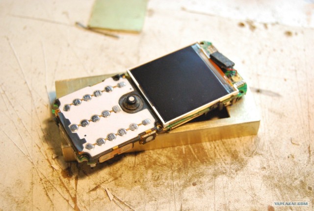 Нашел мобилку - решил обновить корпус