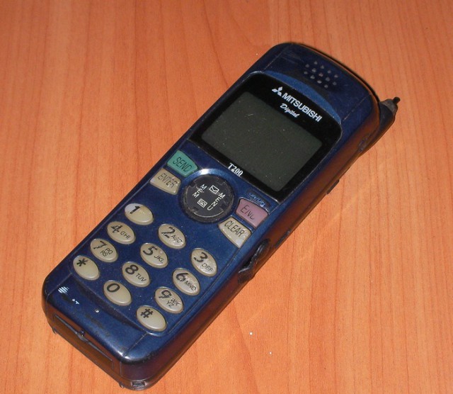 Мобильная ностальгия: топ-10 телефонов Motorola