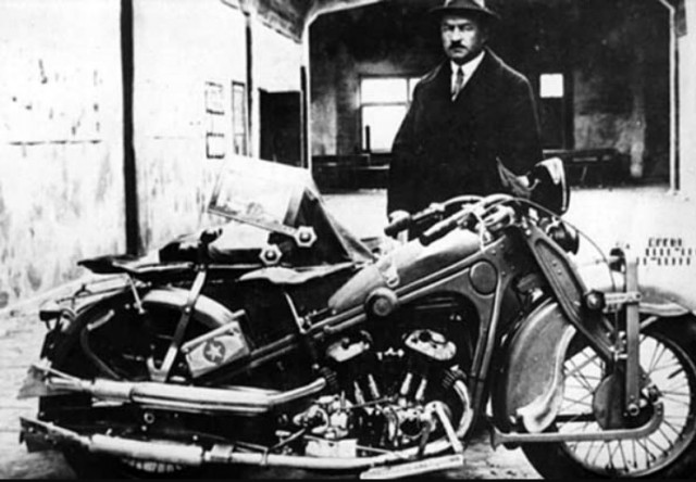 "Иж-1" -первый советский мотоцикл