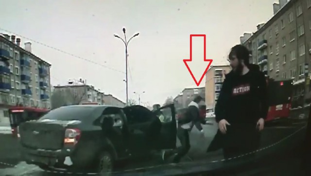 В Казани сбили гаишника, который перекрывал дорогу для проезда VIP персон - в городе объявлен план «Перехват»