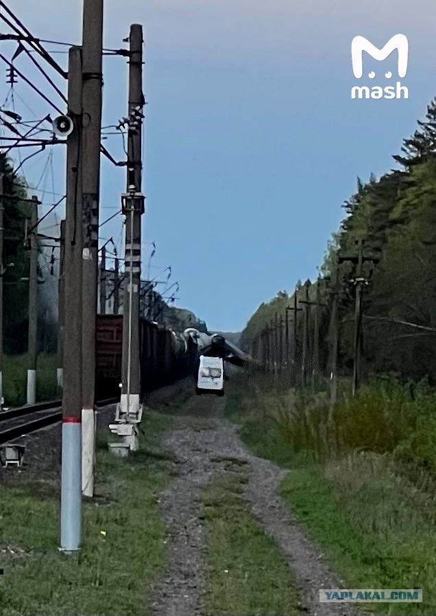 В Брянской области снова подорвали железнодорожное полотно