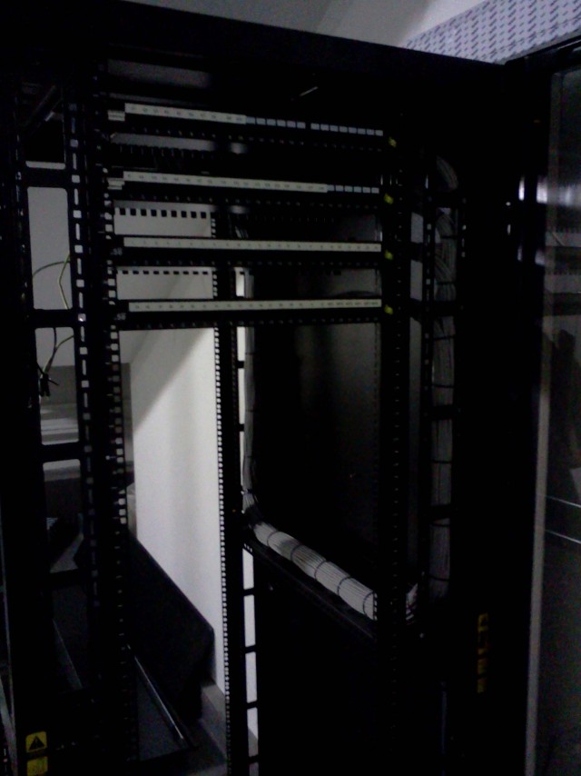 Как я впервые укладывал много кабеля