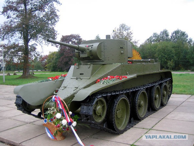 Быстрый танк 2 (БТ-2)