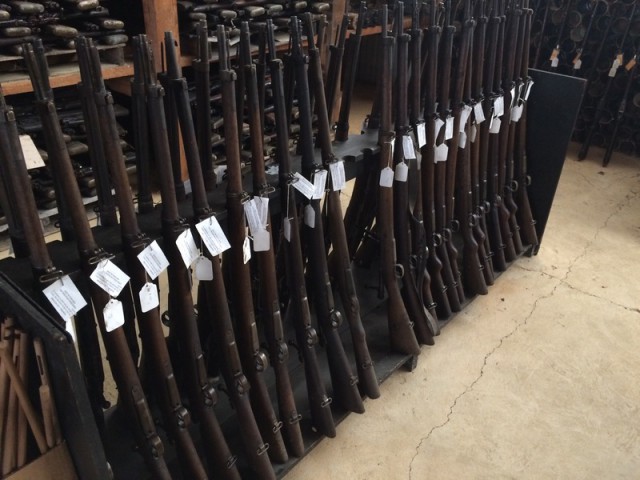 Оружейный склад перед распродажей