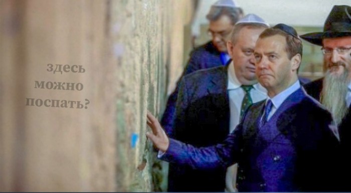 А я же думаю, на кого он похож?