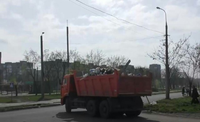 В Мариуполе начинаются работы по масштабной уборке и восстановлению города