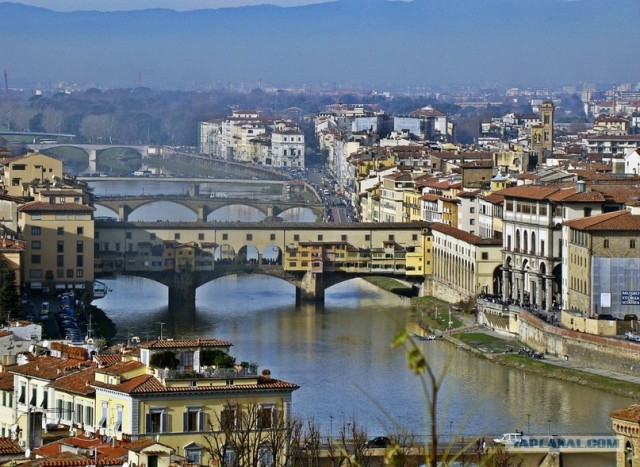 И целого мира мало!