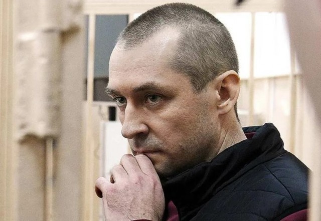Суд досрочно освободил из колонии экс-главу антикоррупционного главка МВД РФ Сугробова