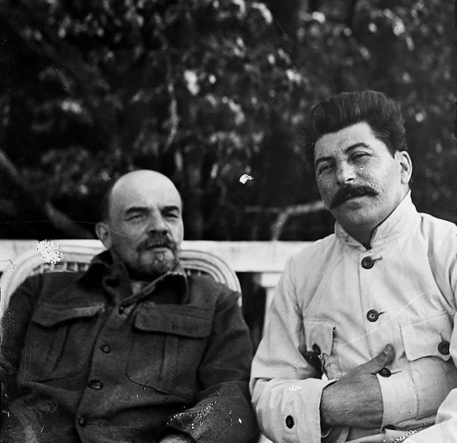 17 раз, когда история была такой интересной, что хочется снова пролистать школьный учебник