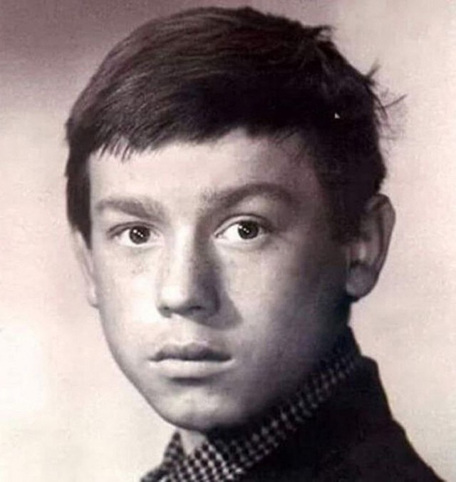 10 ноября Виктору Сухорукову исполняется 73 года