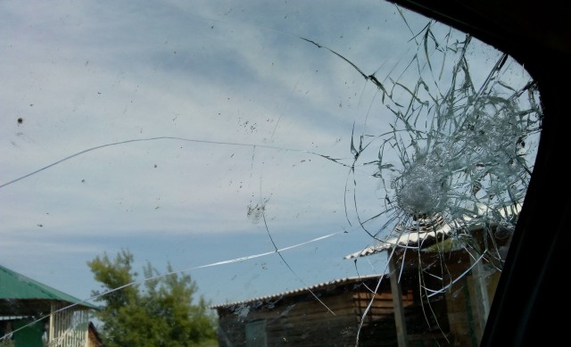 В лобовое стекло легковушки прилетел кусок грузовика: скончалась жительница Воронежа