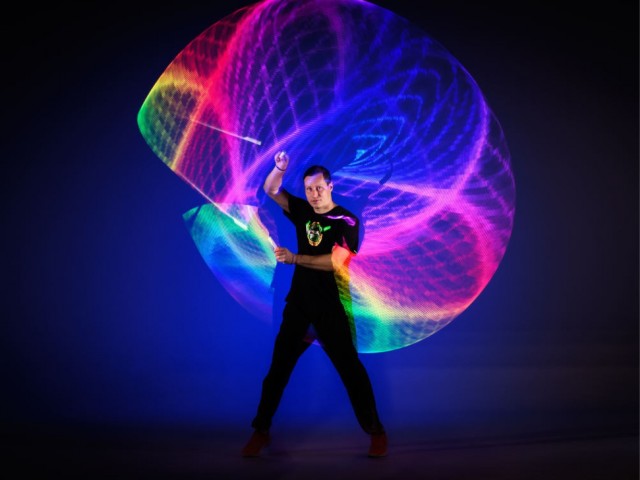 Светящаяся скакалка