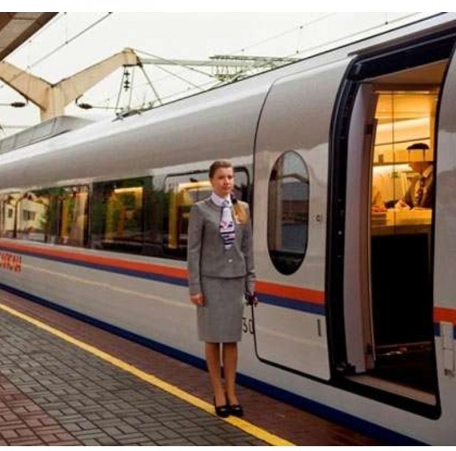 Проводил вчера племянника.