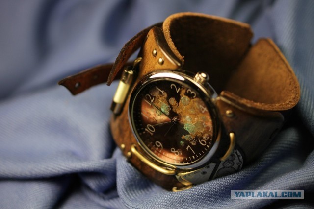 Steampunk'овск часы ручной работы.