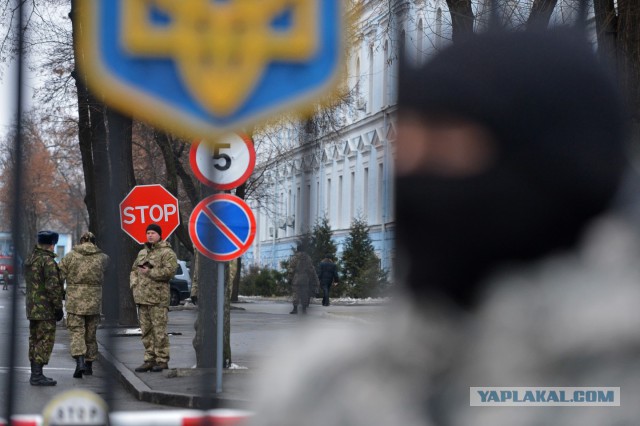 СКР: Россиянина подозревают в участии в конфликте в Донбассе на стороне "Айдара"
