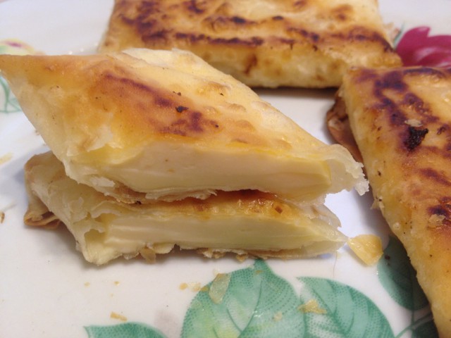 Быстрые рулеты из лаваша с рыбкой.