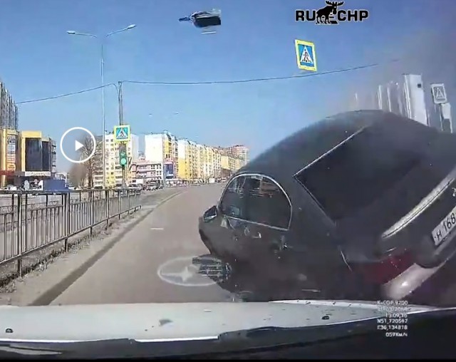 Неожиданное, но достаточно эффектное появление автомобиля BMW