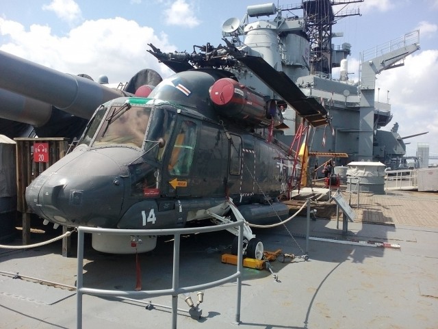 Линкор "Нью-Джeрси" (Battleship USS New Jersey)