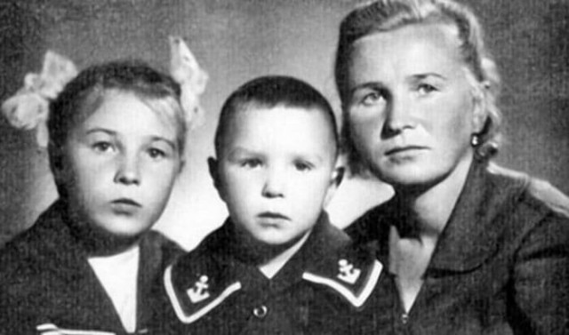 Инженер, яхтсмен, однолюб и примерный семьянин: Малоизвестные ипостаси Гарика Сукачева