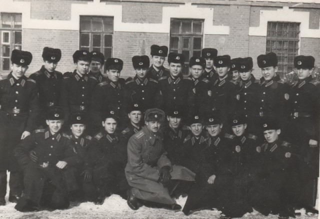 80 лет назад. Суворовские училища