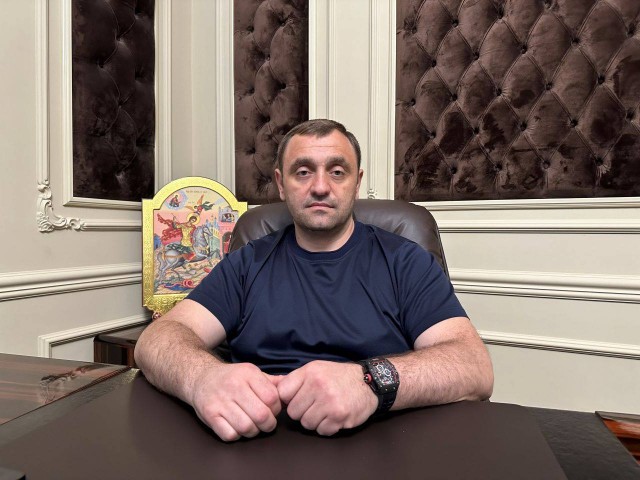 Взрыв в элитном ЖК «Алые Паруса» на Авиационной улице в Москве