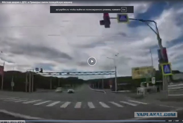 Жёсткая авария с ДПС: в Приморье смяли полицейскую машину