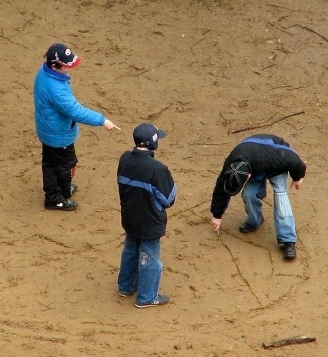 Есть че вспомнить? Баяны из прошлого в беспорядочном времени
