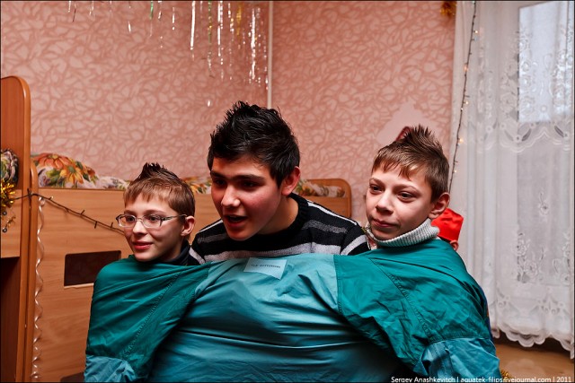 Новогодняя история из детского дома.