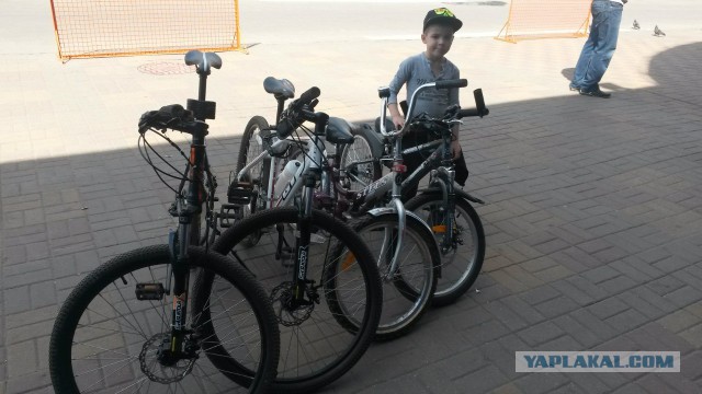 Давайте про велики поговорим, у кого что?