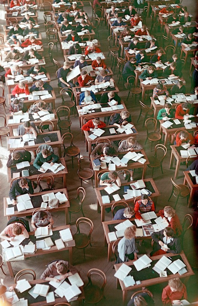 История в фотографиях