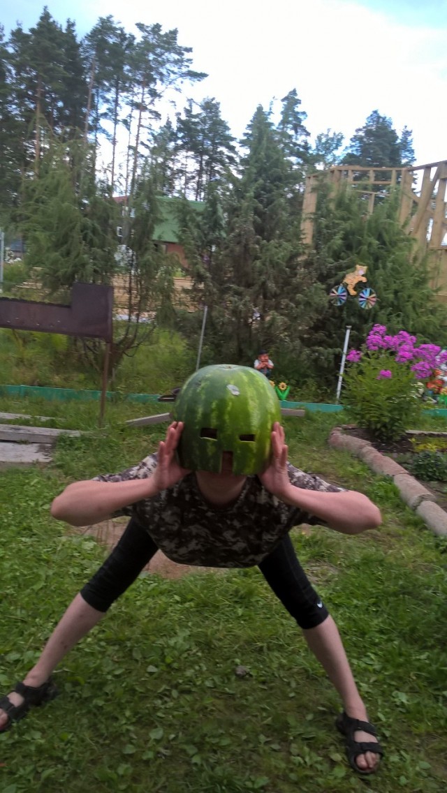 Девушки из ваших этих скотсетей