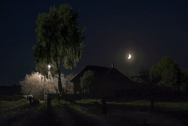 Просто красиво. Несколько ночных деревенских фото