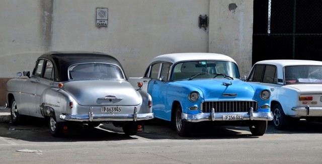 Аргентинские Доджи с жигулёвским лицом. Любопытные машины с улиц Гаваны