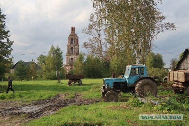 Умирающие деревни Ярославской области. Некоуз и Станилово. Разрушенные школы и церкви